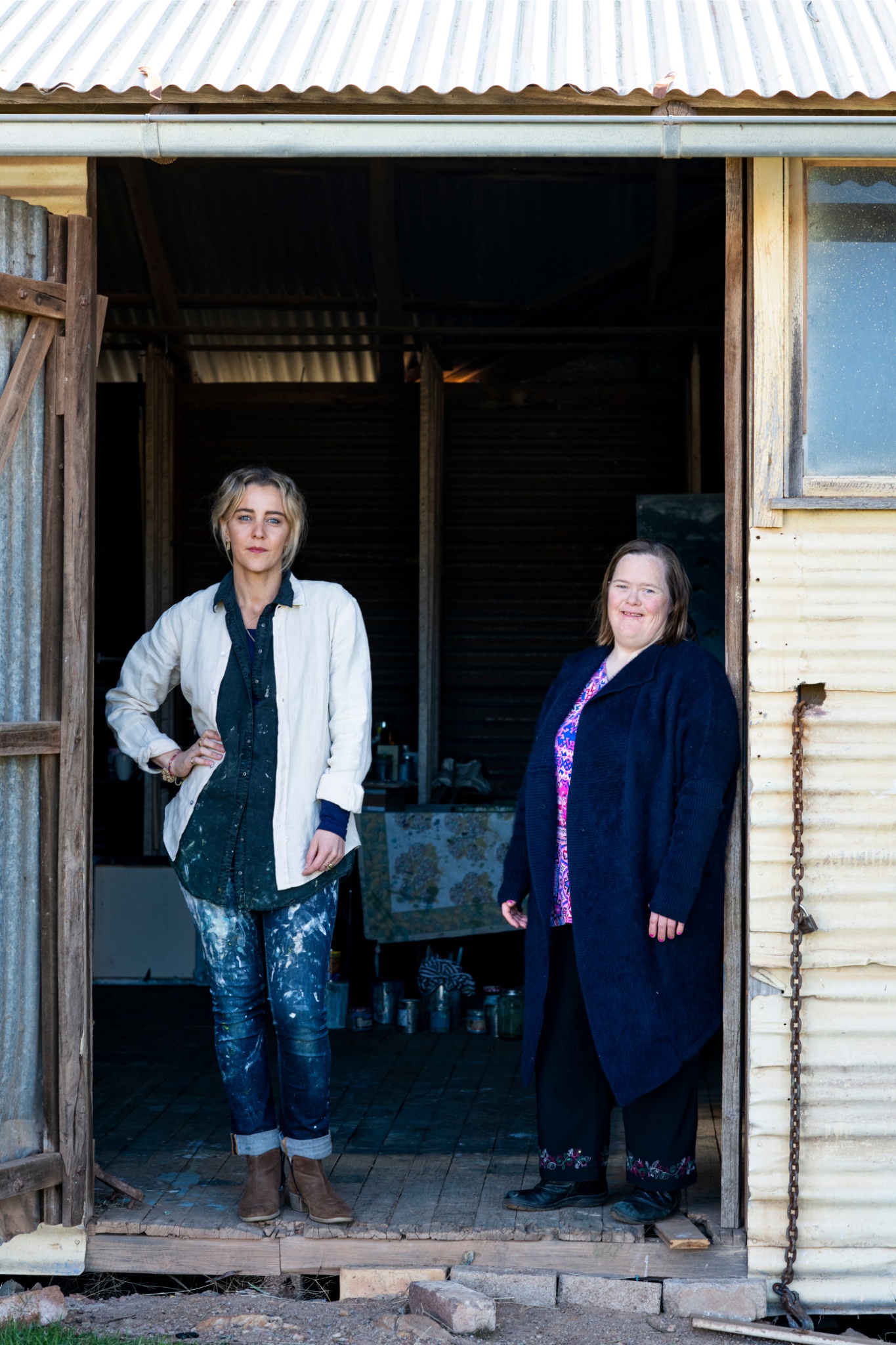 Sisters Julia Roche and Jacqui Meyers explore their artistic talents in Wagga Wagga