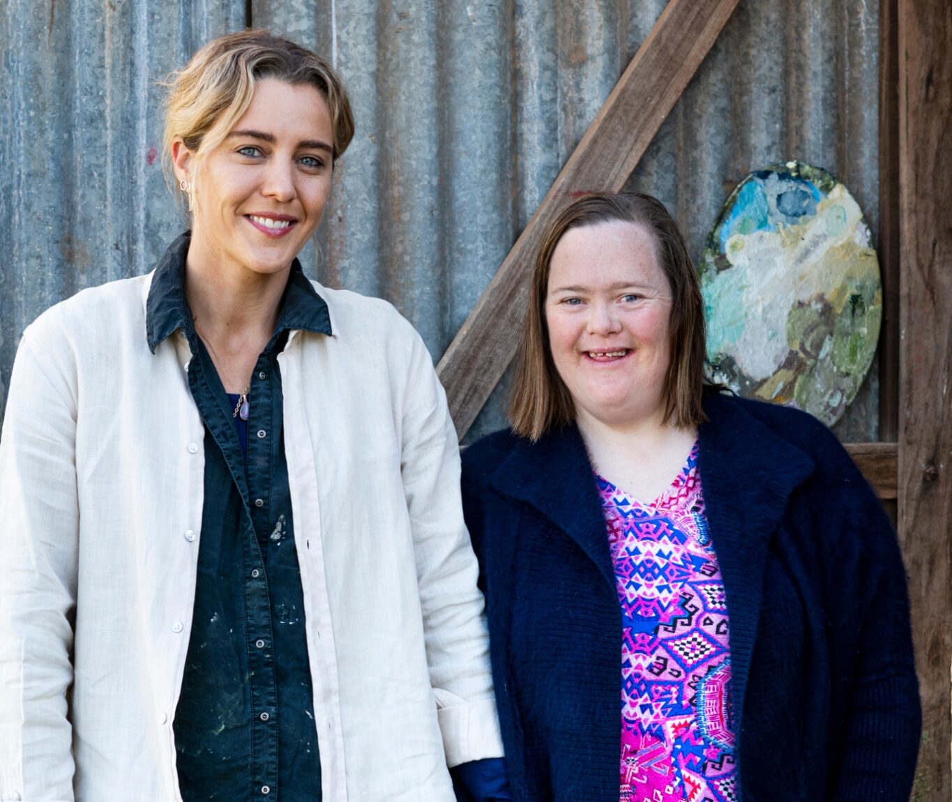 Sisters Julia Roche and Jacqui Meyers explore their artistic talents in Wagga Wagga