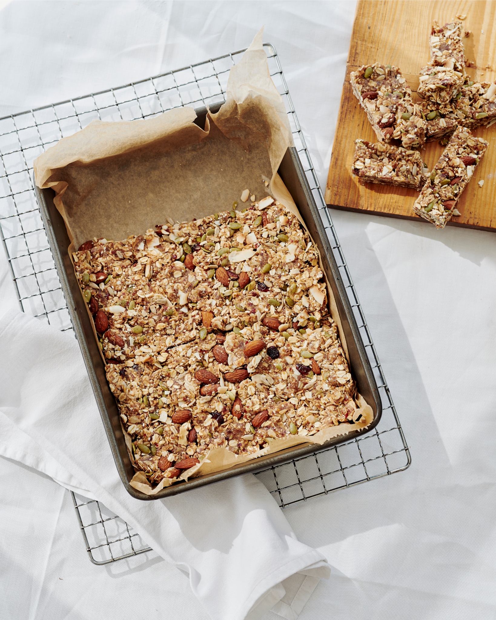 These birdseed bars are perfect for school lunchboxes