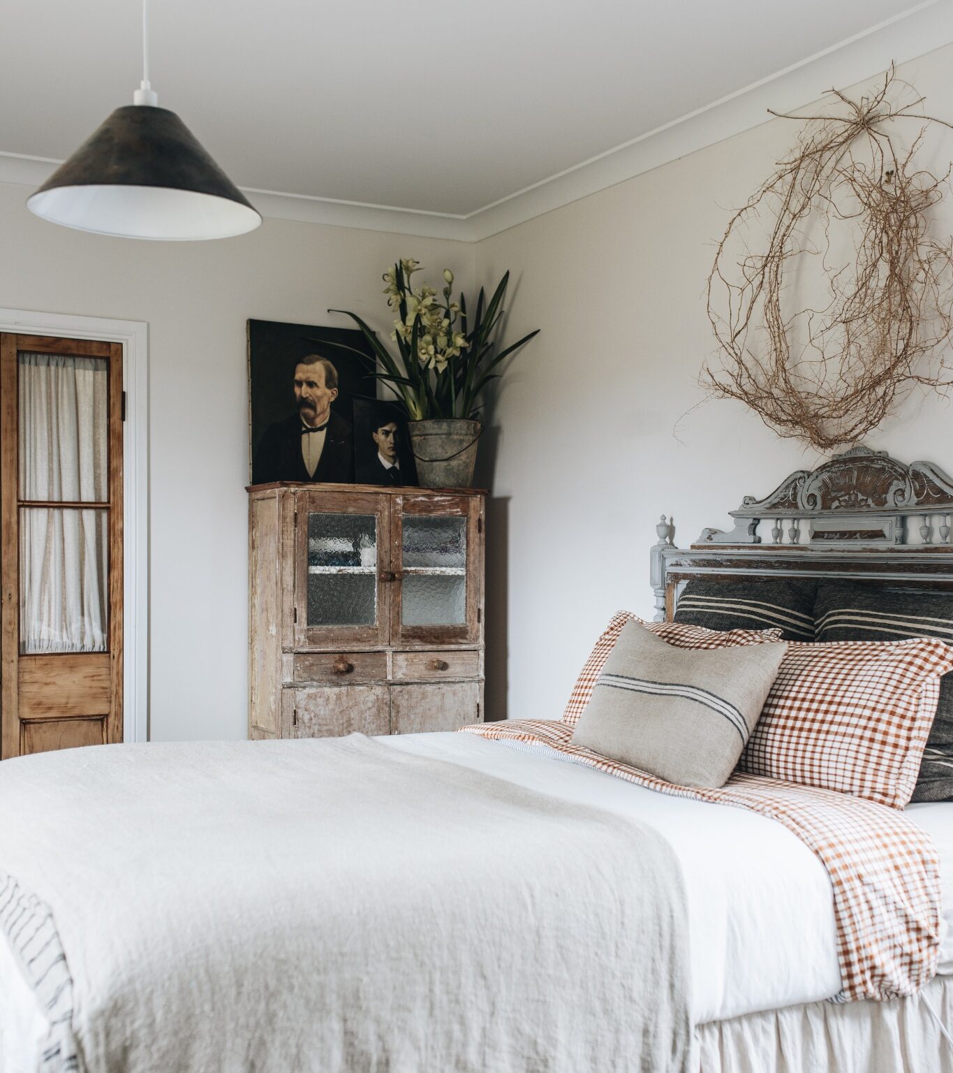 A furniture restorer breathes new life into a 1950s Tenterfield home